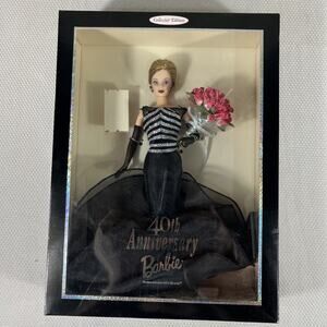 VTG Barbie 40th Anniversary Collector Edition Doll 1999 Mattel 21384 NRFB NICE!